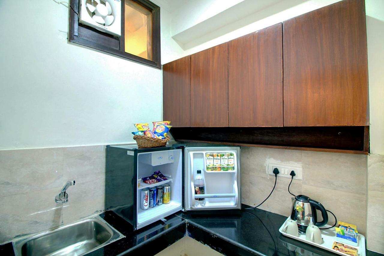 Staayz Premium Gurgaon Hotel Bagian luar foto